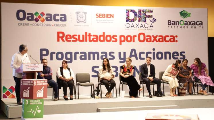 Destacan oaxaqueños en Premio Nacional de Contraloría Social