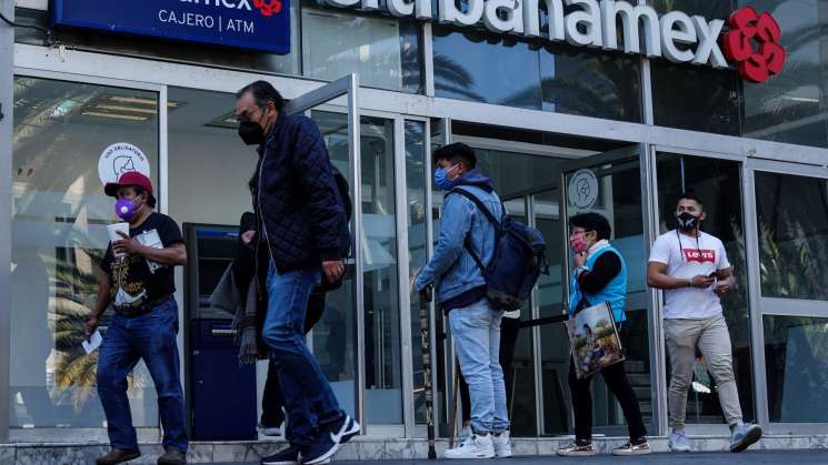 Mas de 15 mil pesos de deposito en bancos serán reportados al SAT