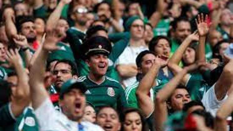 Tras coros discriminatorios, FIFA abre expediente a México