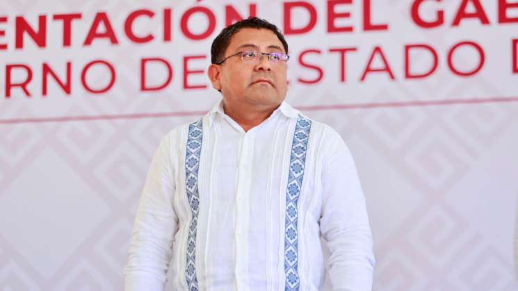 Dos oaxaqueños encargados de gestión de recursos: Salomón Jara