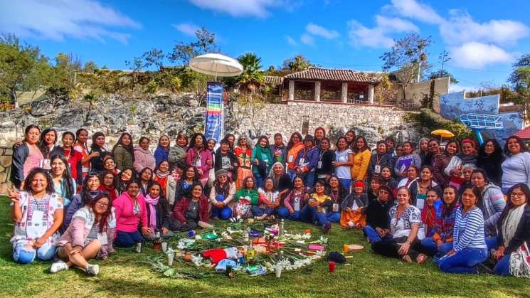 Celebran Sexto Encuentro Estatal de Defensoras de Oaxaca 