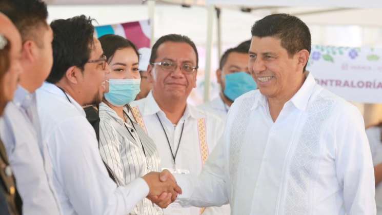 Atención y acompañamiento a pueblos de Oaxaca,compromiso cumplido