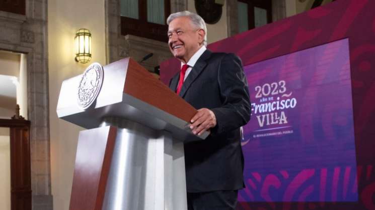 Celebra AMLO 80 aniversario del IMSS en Palacio Nacional