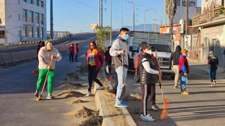 Realizan el Tequio Bienestar en el crucero de 5 Señores 