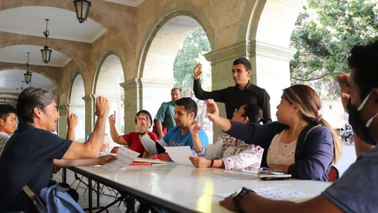 CCO promueve la lengua zapoteco y lenguaje a señas