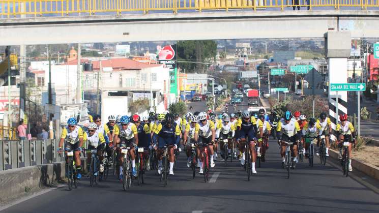 Fiesta del ciclismo en Oaxaca con el Raúl Alcalá Challenge 2023 