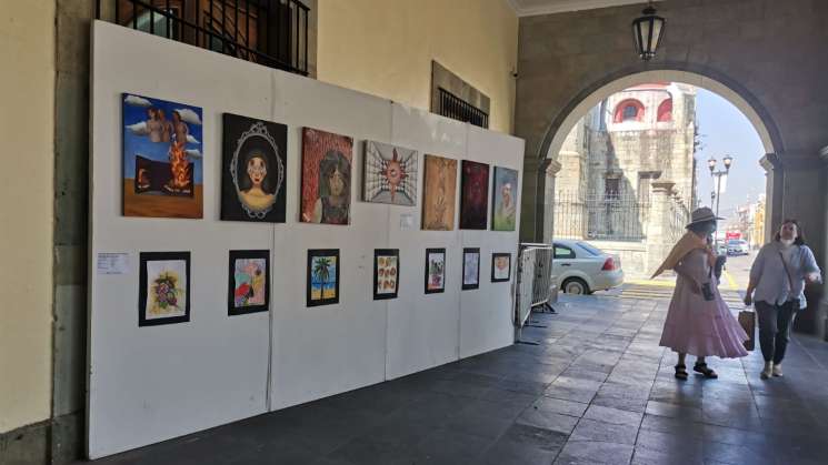 Palacio de Gobierno con obras de talleres Rufino Tamayo