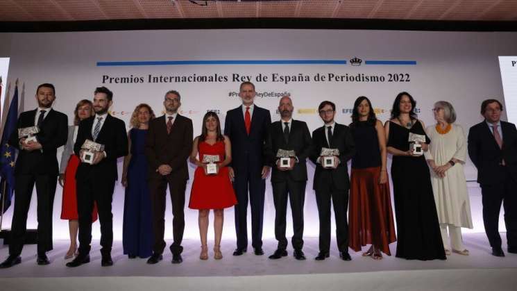 Periodistas mexicanos reciben Premio Internacional Rey de España