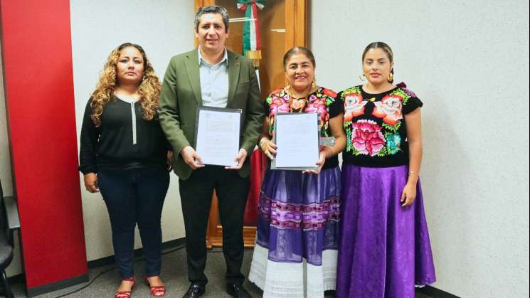 FGEO y Grupo de Mujeres 8 de Marzo firman convenio 