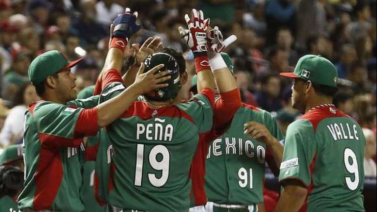 México gana por paliza a EU  11--5  el Mundial de beisbol