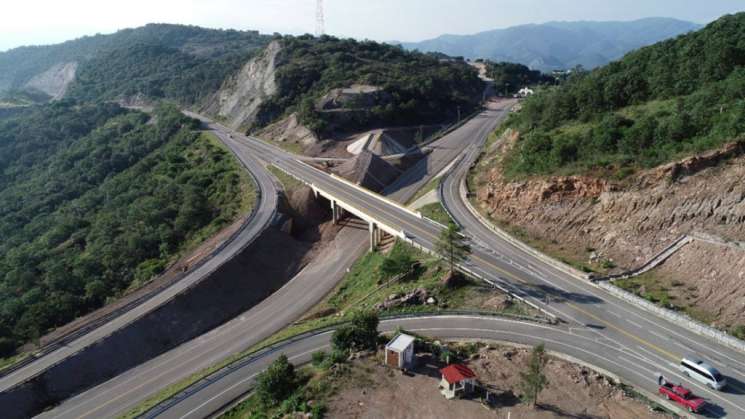 SICT concluye tramado carretero de autopista a Tehuantepec