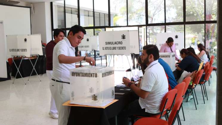 IEEPCO estuvo presente en elecciones escolares en la Anahuac