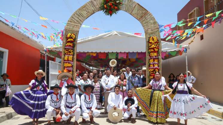 Presencia de la CCO en Expoferia Cultural de San Pedro Ixtlahuaca