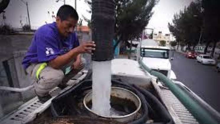 Hasta 50% del agua que se consume en Oaxaca es de Huachicol