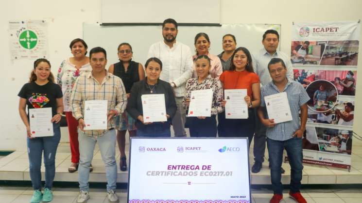 Entrega Icapet certificados laborales con reconocimiento en EU 