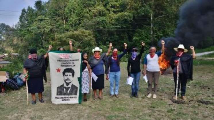 Crean comité de mujeres autodefensas por libertad en Eloxochitlán