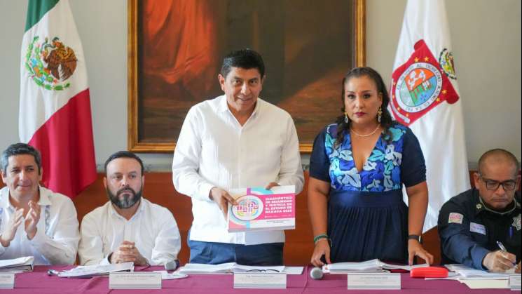 Rinden primer informe sobre seguridad en Oaxaca