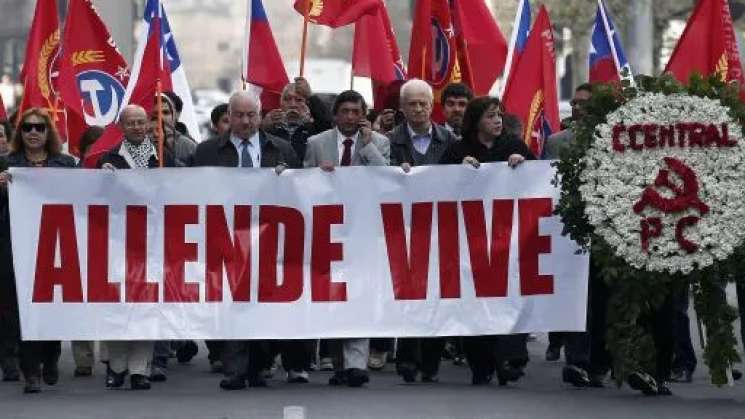 Asistirá AMLO al homenaje luctuoso de Salvador Allende en Chile