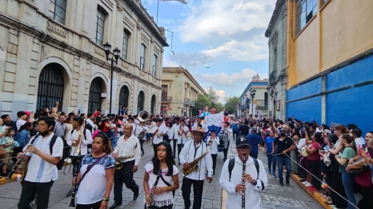 Protección Civil activa operativo en 2do Desfile de Delegaciones