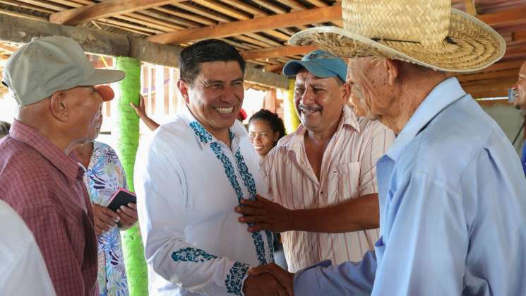 Avanza combate al analfabetismo y el rezago educativo en Oaxaca  