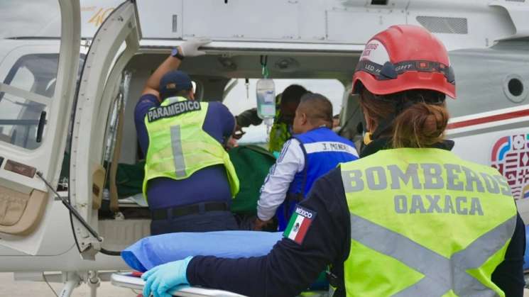 Especialistas atienden a 4 menores por accidente en la Mixteca