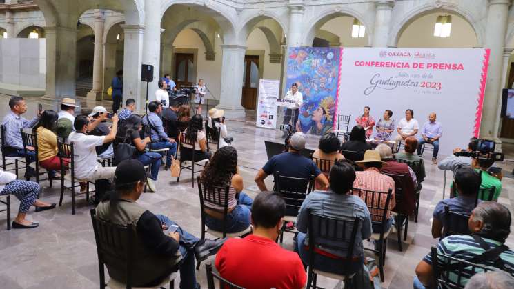 Artesanías, mezcal, conciertos, bailes y danzas en Guelaguetza