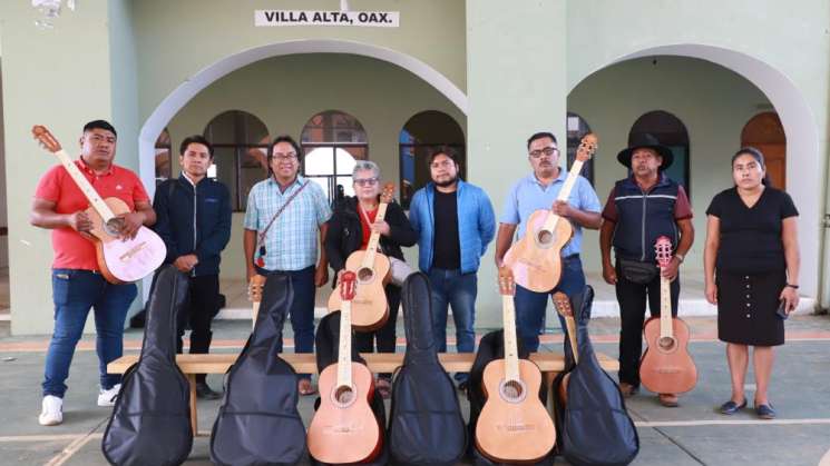 Fortalece Seculta identidad musical de San Ildefonso Villa Alta