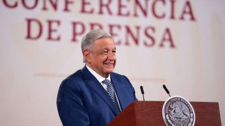 Operarán más de 2 mil kilómetros de vías férreas en 2024: AMLO