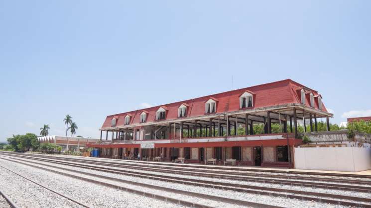 Avanza obra ferroviaria en Matías Romero, Oaxaca