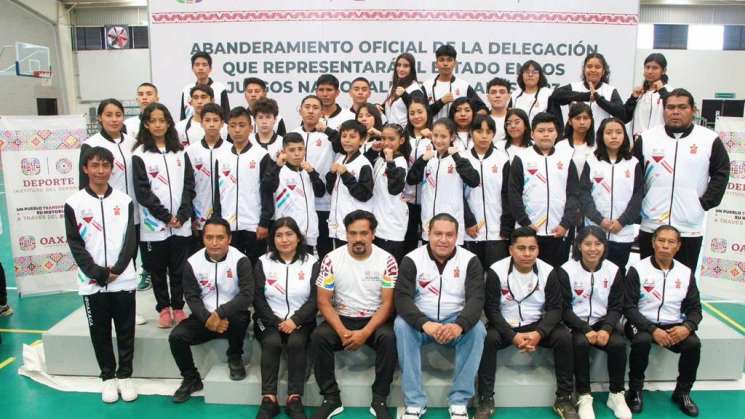 Abanderan delegación oaxaqueña para Juegos Nacionales Populares