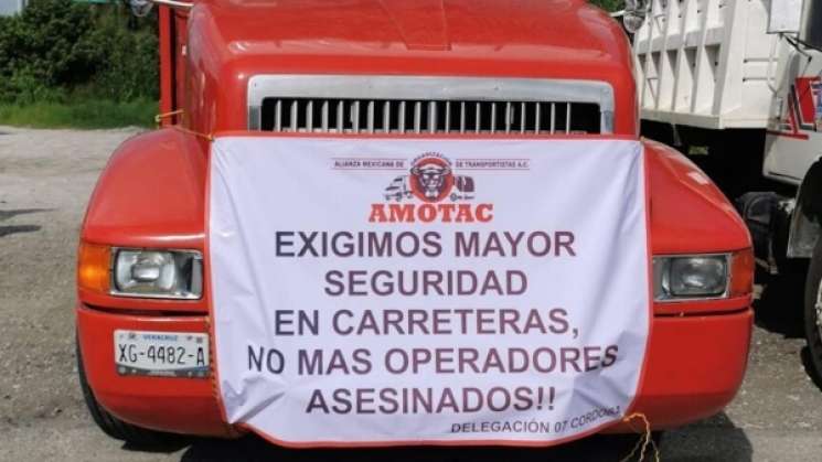 Anuncian Transportistas paro nacional para exigir seguridad