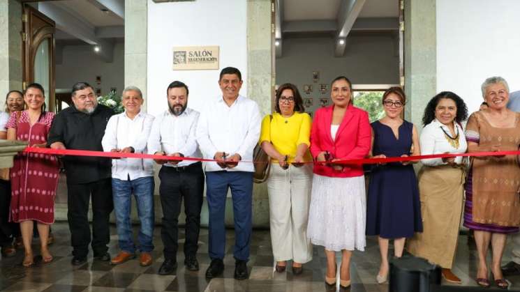 Con exposición fotográfica conmemora  Oaxaca el 2 de Octubre