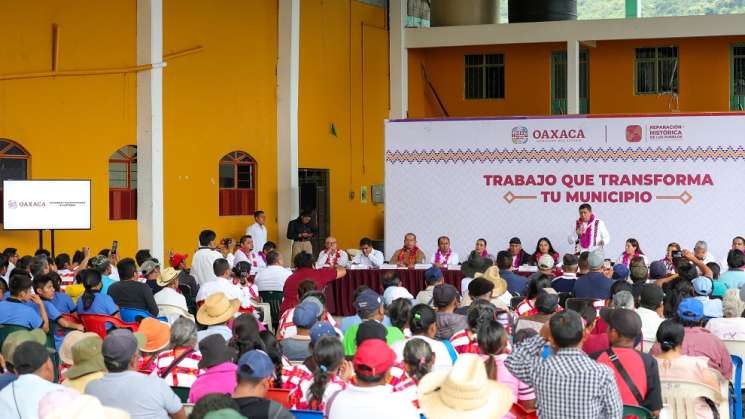 Apoya Salomón Jara a productoras de café de Santiago Nuyoó    