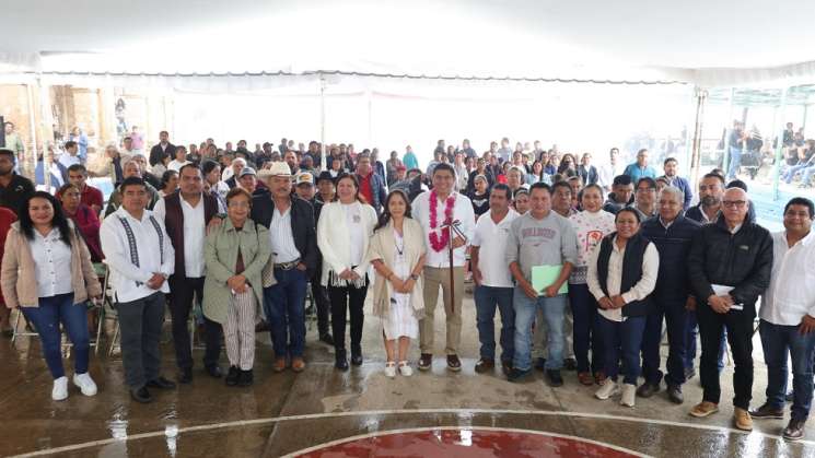 Llega Primavera Oaxaqueña a Talea de Castro con inversión