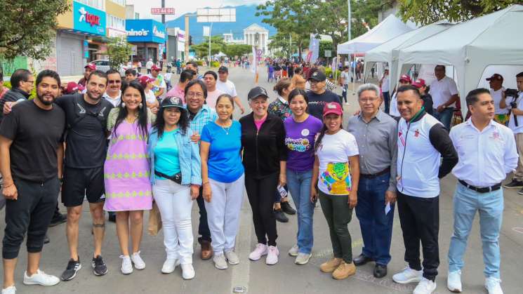 Felicidad y unidad familiar distinguen a la DivertiRuta en Oaxaca