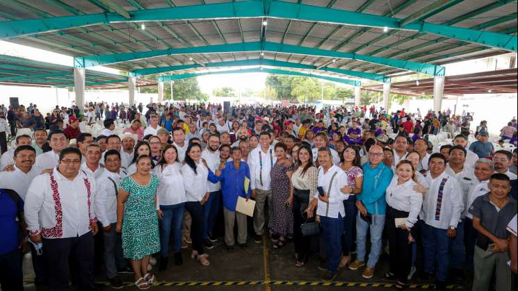 40 mdp en  apoyos y programas para Loma Bonita: Salomón Jara