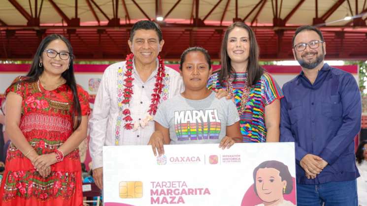 Tarjeta Margarita Maza compromiso con mujeres de Tuxtepec: S. J.