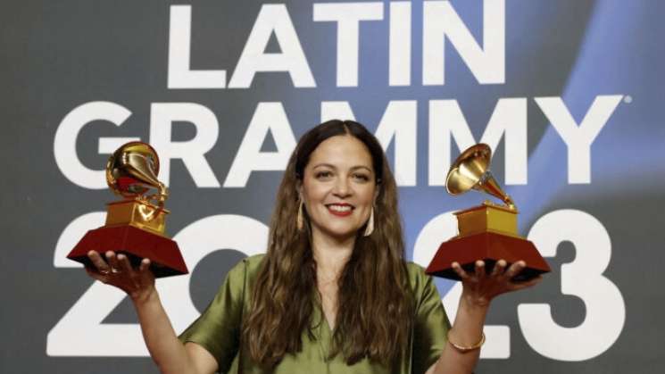 Natalia Lafourcade gana tres premios en  Grammy Latino 2023