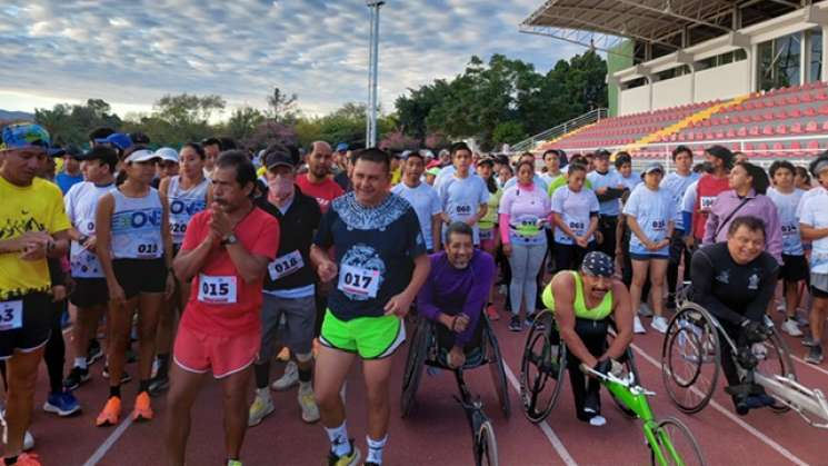 Conmemoran el Día de los Derechos Humanos con carrera atlética