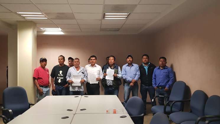 Resuelven conflicto en Francisco Ozolotepec y San Juan Guivini 