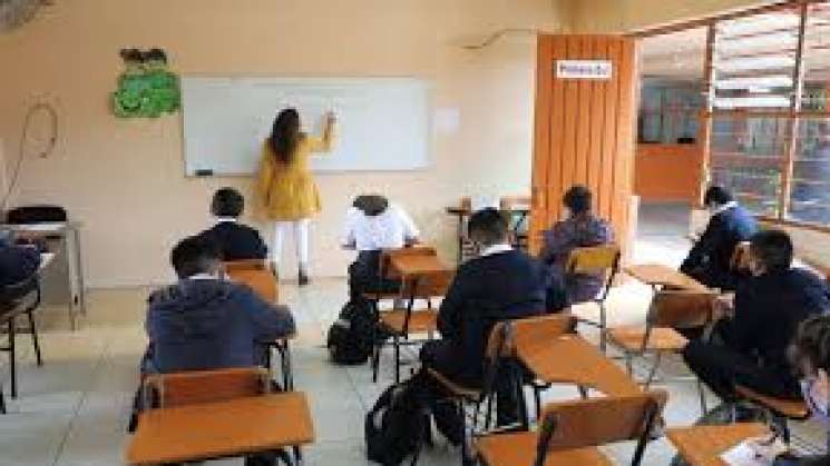 Más de 766 mil estudiantes de educación básica reiniciarán clases