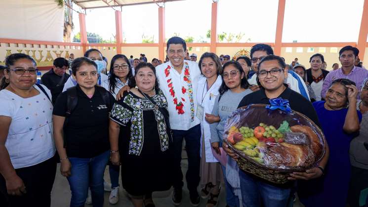 Recibe Tlacochahuaya más de 15 millones para su desarrollo 