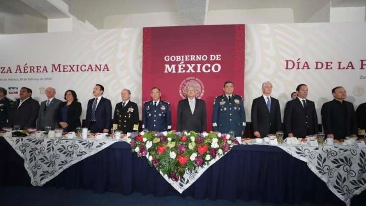 AMLO conmemora Día de la Fuerza Área Mexicana