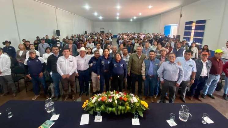 Fomentan cuidado del campo en comunidad universitaria  