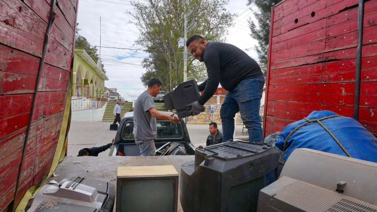 Recogen 6 toneladas de residuos electrónicos en Geoparque Mixteca