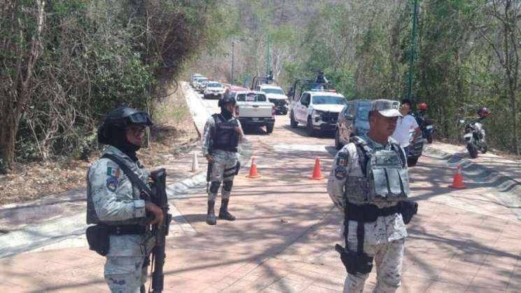 Tras decreto, GN toma campo de golf en Huatulco, Oaxaca