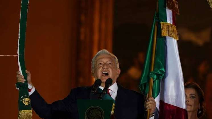 Sube AMLO su popularidad y aceptación 56,%