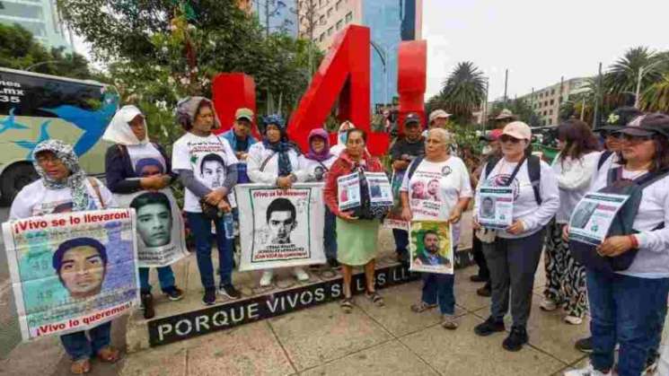 Jueza libera a 8 militares implicados en caso Ayotzinapa