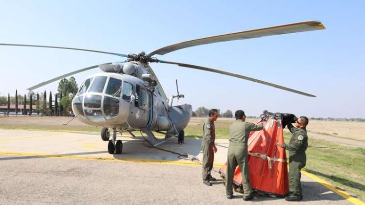 Helicóptero de Sedena apoya por incendio en Tepelmeme