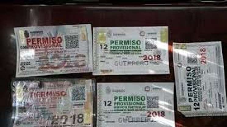 En Oaxaca, SEMOVI detecta permisos falsos en trasporte público 